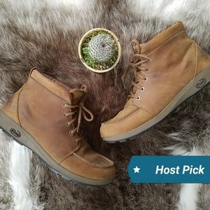 chaco men's brio boot